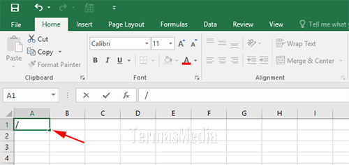 Membolehkan pengetikan garis miring (slash) di sel Excel