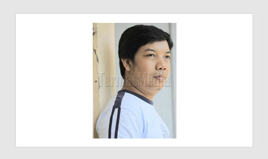 Menyisipkan gambar dari Facebook langsung di Microsoft PowerPoint