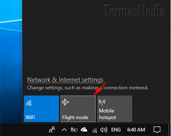 Mengaktifkan menonaktifkan fitur flight airplane mode di Windows 10