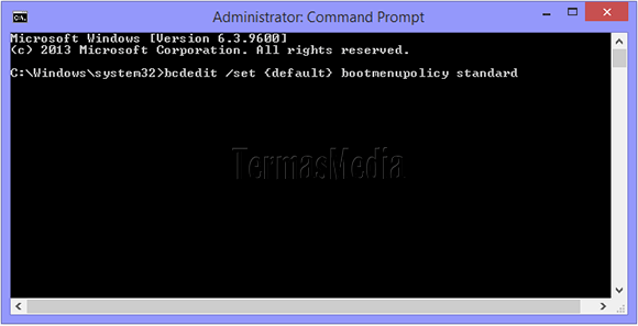 Menggunakan tombol F8 untuk masuk ke mode aman (safe mode) di Windows